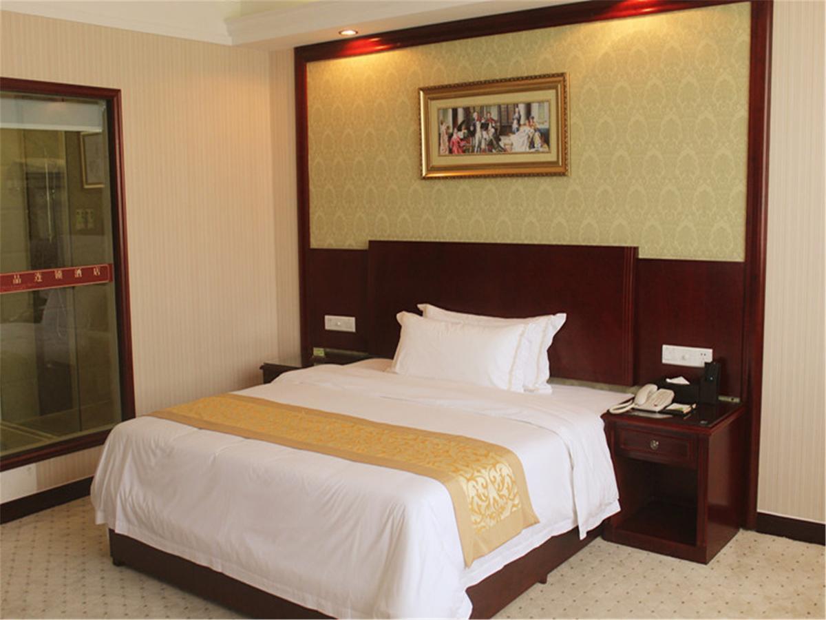 Vienna International Hotel Shanghai Hengshan Road Exterior photo
